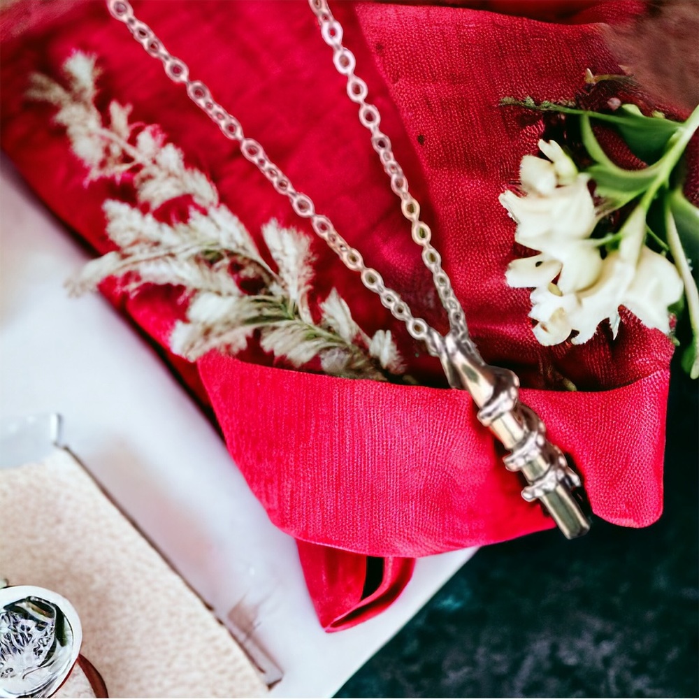 Brand New! Very Unique 2-In-1 Silver Necklace